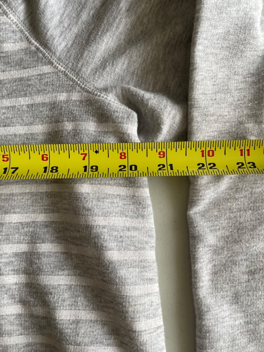 Sonoma Cotton Blend Lightweight Sweatshirt in Grey and White in Size L - Picture 4 of 8